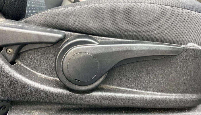 2019 Tata NEXON XZ PLUS PETROL, Petrol, Manual, 41,521 km, Driver Side Adjustment Panel