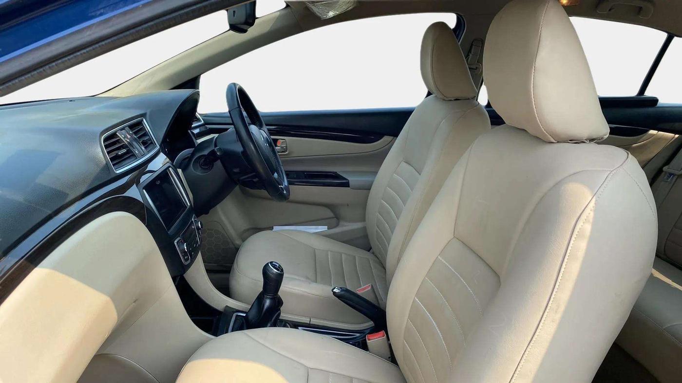 2018 Maruti Ciaz ALPHA 1.4 PETROL, Petrol, Manual, 65,612 km, Right Side Front Door Cabin