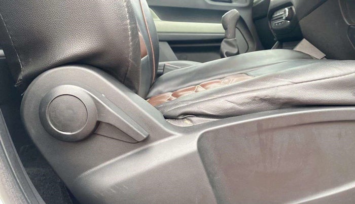 2023 Tata PUNCH ADVENTURE MT, Petrol, Manual, 4,531 km, Driver Side Adjustment Panel