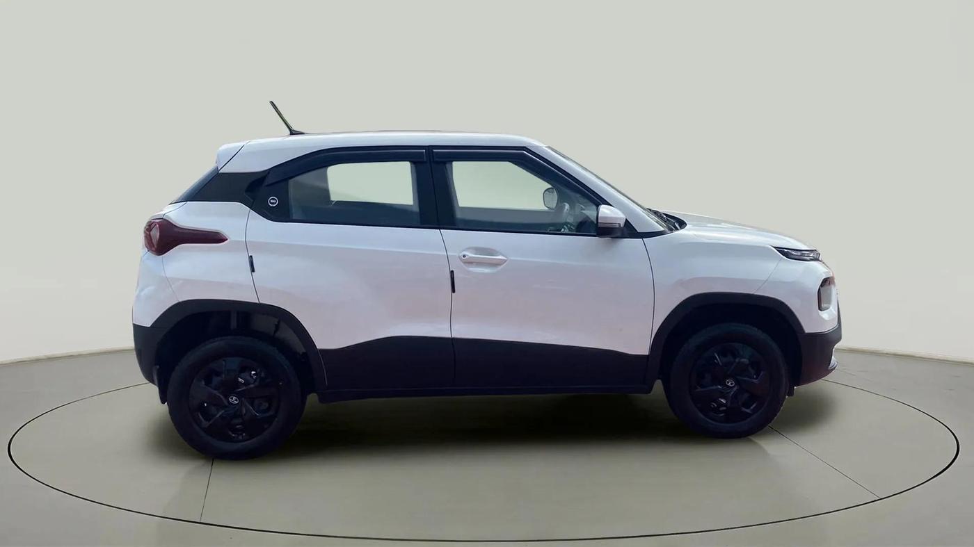 2023 Tata PUNCH ADVENTURE MT, Petrol, Manual, 4,531 km, Right Side View
