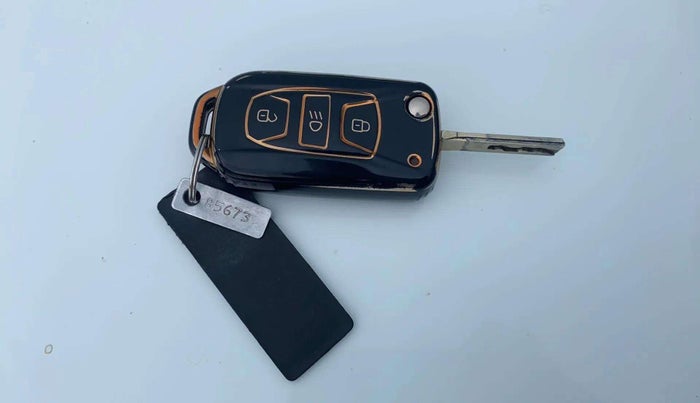 2023 Tata PUNCH ADVENTURE MT, Petrol, Manual, 4,531 km, Key Close Up