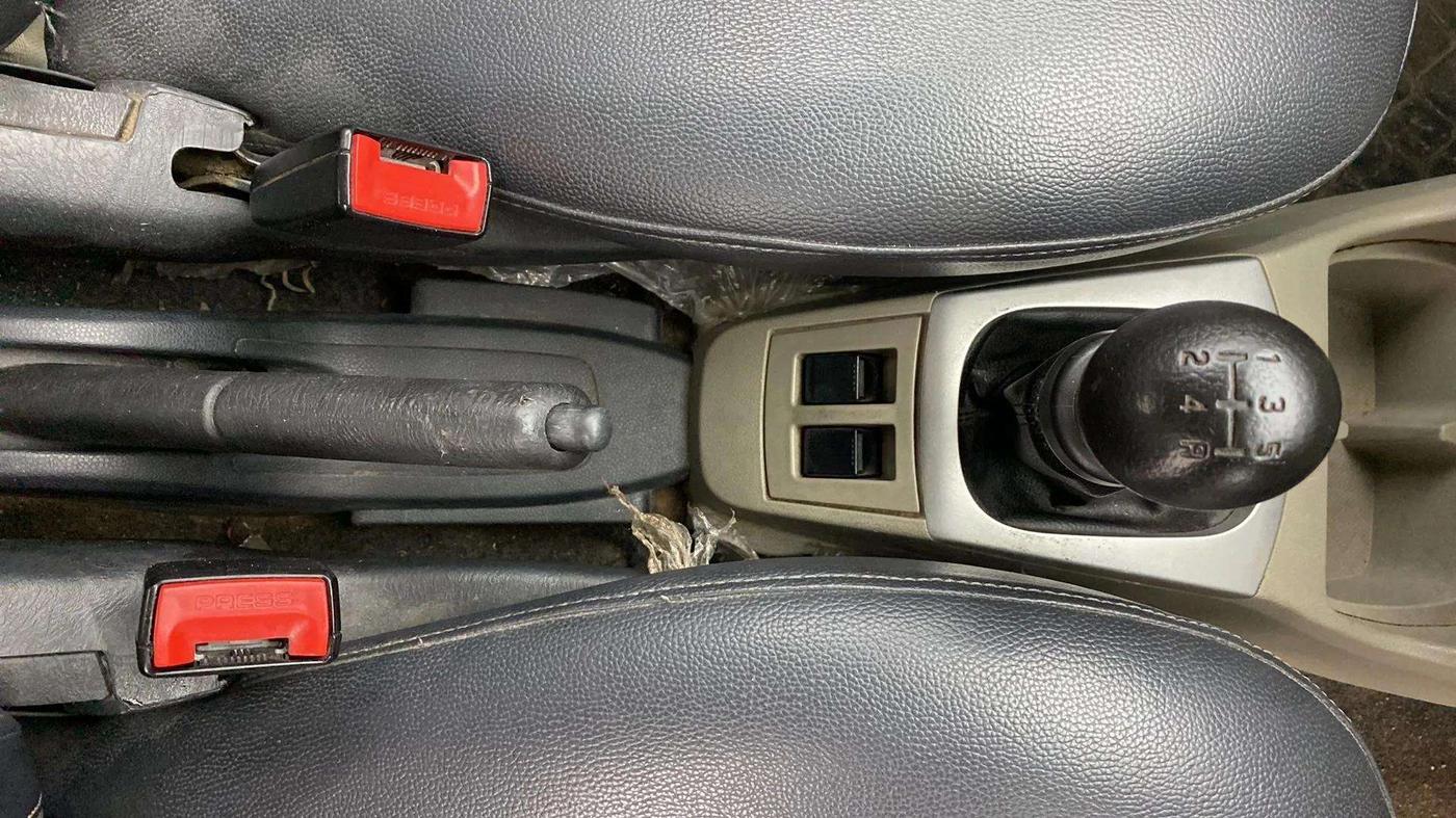 2016 Maruti Alto K10 VXI, Petrol, Manual, 66,186 km, Gear Lever
