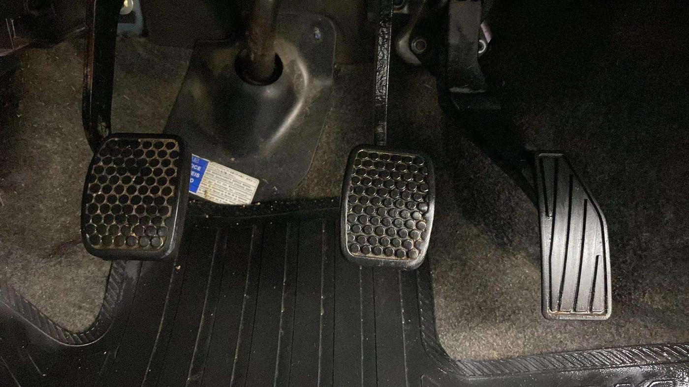 2016 Maruti Alto K10 VXI, Petrol, Manual, 66,186 km, Pedals