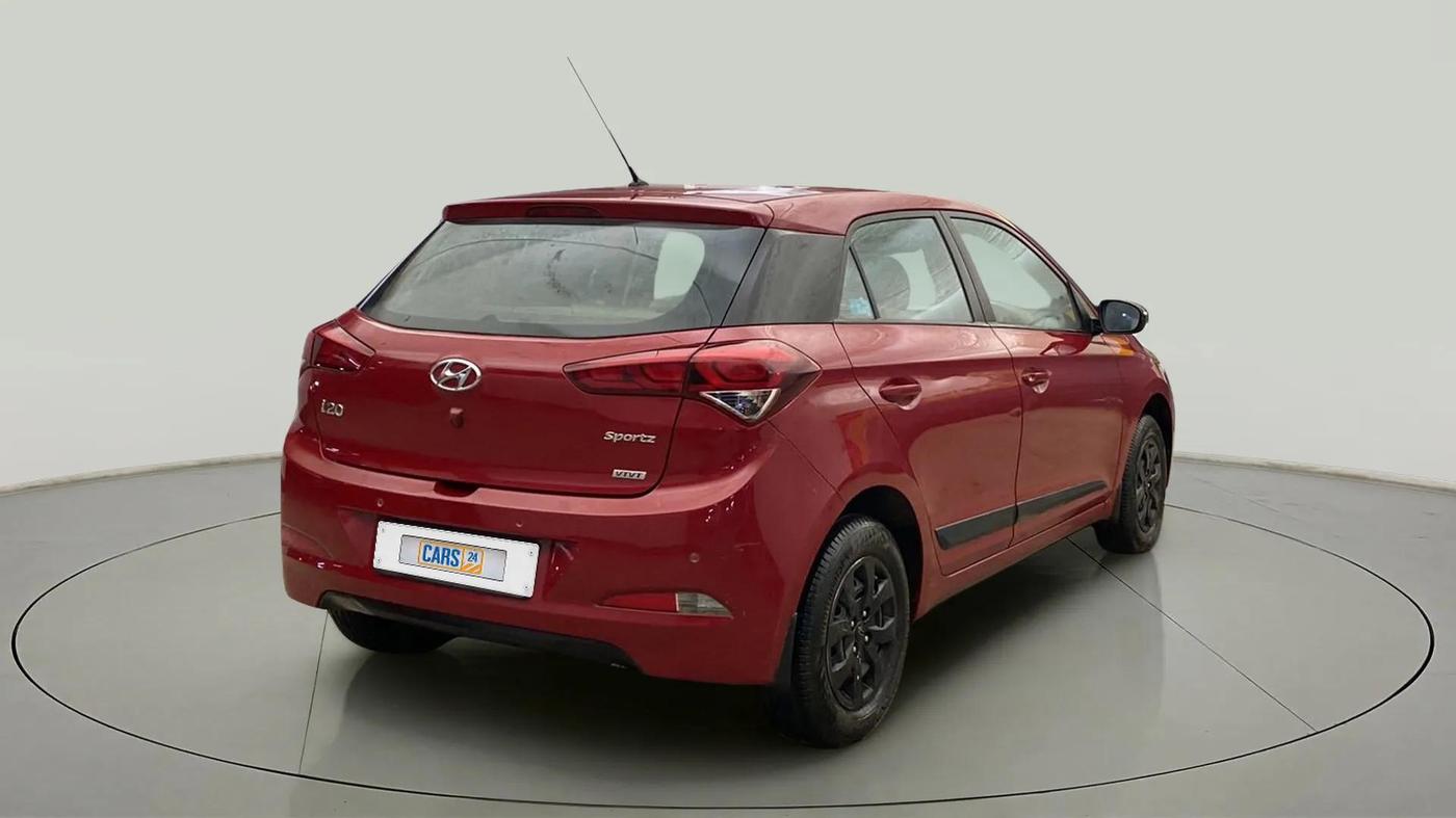 2016 Hyundai Elite i20 SPORTZ 1.2, CNG, Manual, 1,00,081 km, Right Back Diagonal