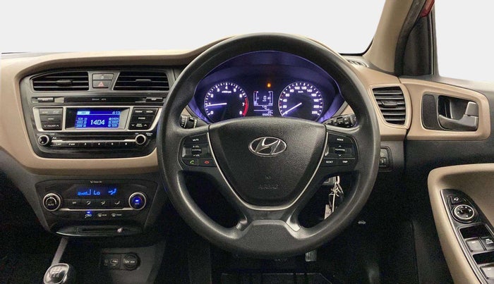 2016 Hyundai Elite i20 SPORTZ 1.2, CNG, Manual, 1,00,081 km, Steering Wheel Close Up
