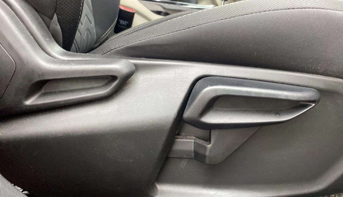 2021 Tata NEXON XZA PLUS (O) PETROL, Petrol, Automatic, 41,701 km, Driver Side Adjustment Panel