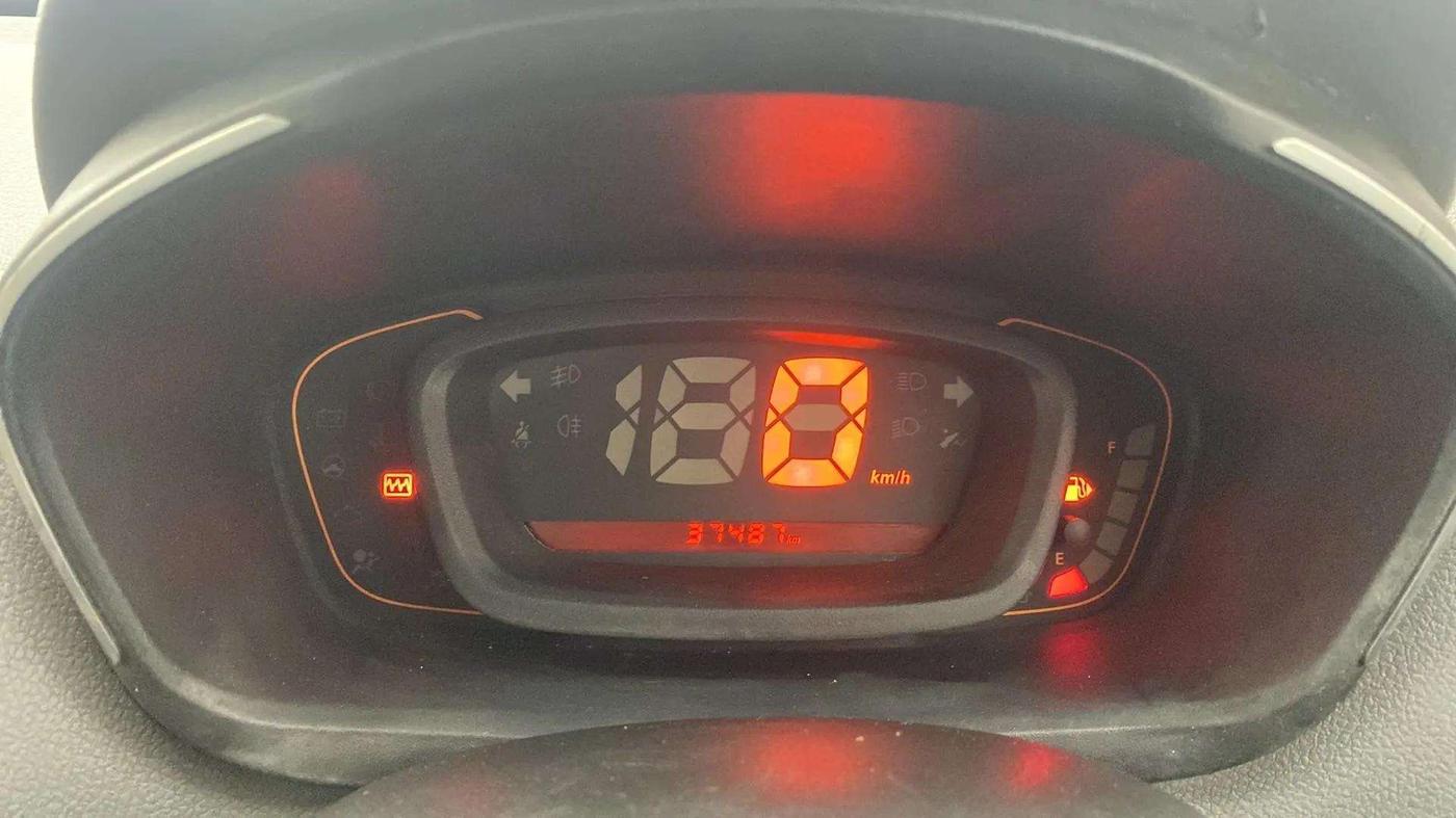 2018 Renault Kwid RXT 1.0, Petrol, Manual, 37,539 km, Odometer Image