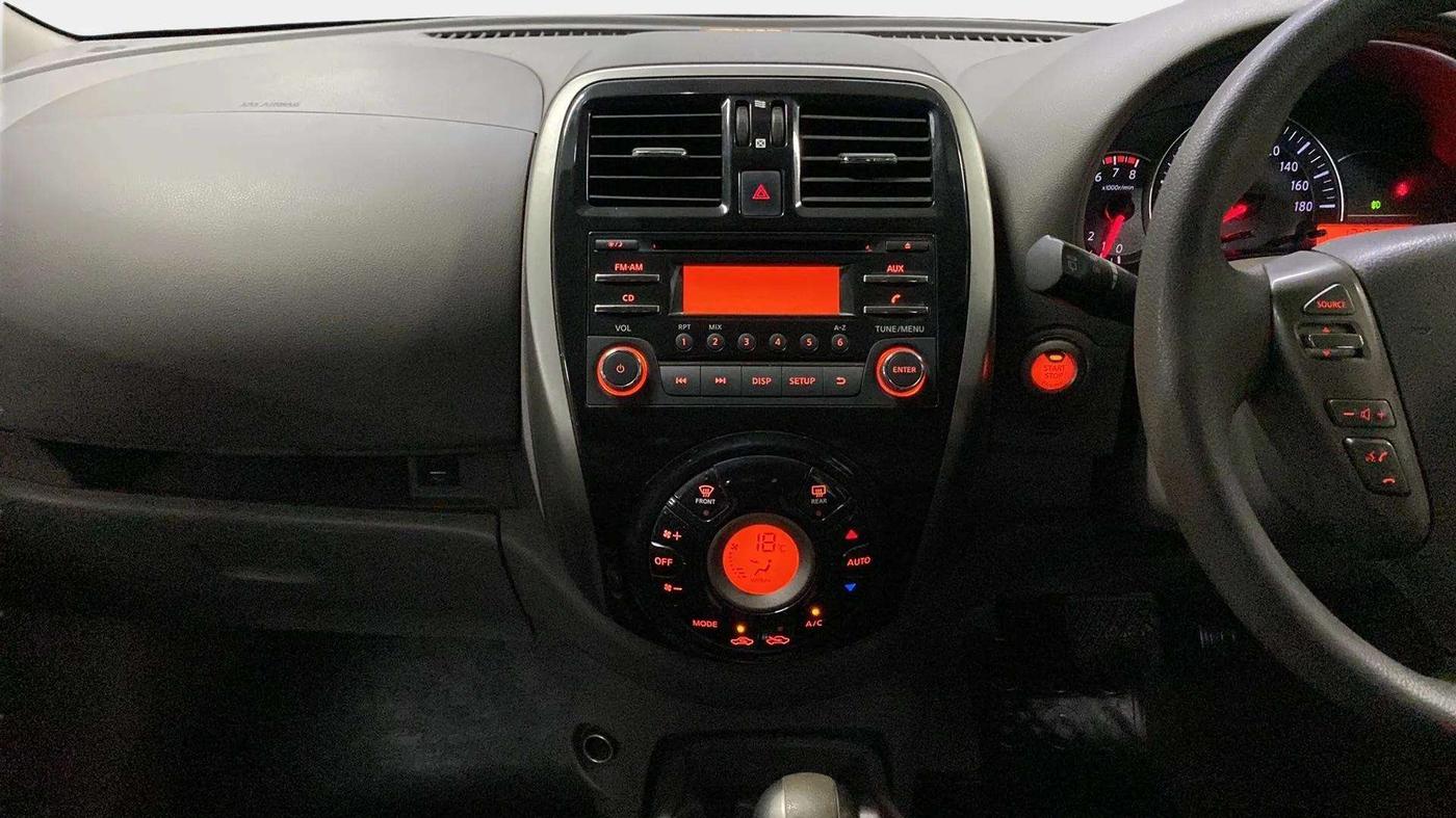 2015 Nissan Micra XV CVT, Petrol, Automatic, 63,497 km, Air Conditioner