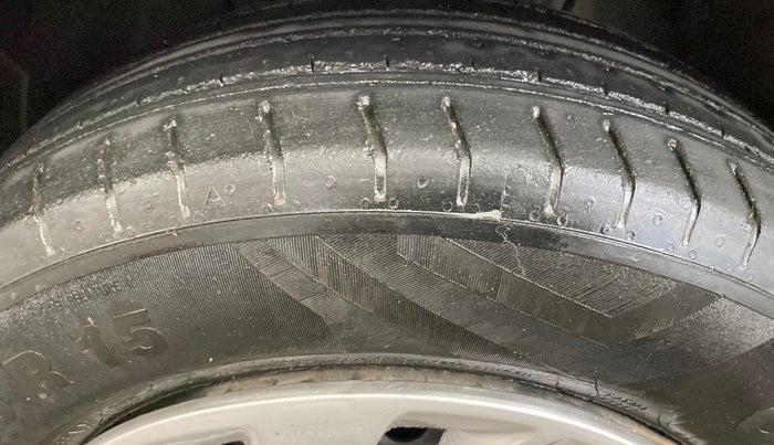 2021 Hyundai VENUE S+ 1.2, Petrol, Manual, 89,329 km, Left Front Tyre Tread