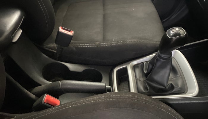 2021 Hyundai VENUE S+ 1.2, Petrol, Manual, 89,329 km, Gear Lever