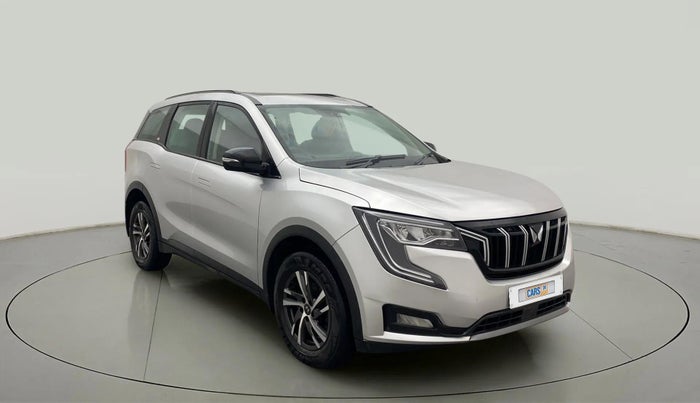 2022 Mahindra XUV700 AX 5 P MT 7 STR, Petrol, Manual, 40,720 km, Right Front Diagonal