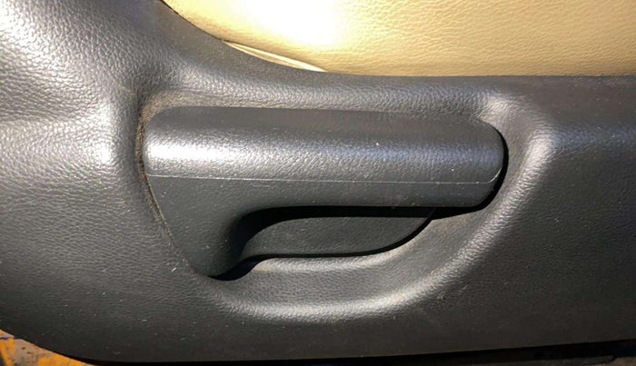 2019 Honda City 1.5L I-VTEC V MT, Petrol, Manual, 69,981 km, Driver Side Adjustment Panel