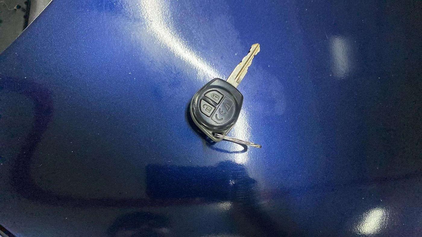 2019 Maruti Swift VXI, Petrol, Manual, 88,904 km, Key Close Up