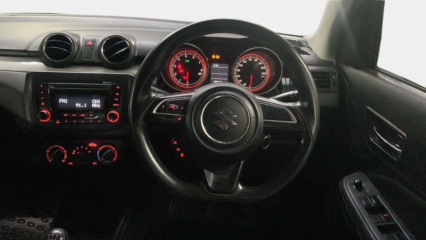 2019 Maruti Swift VXI, Petrol, Manual, 88,904 km, Steering Wheel Close Up