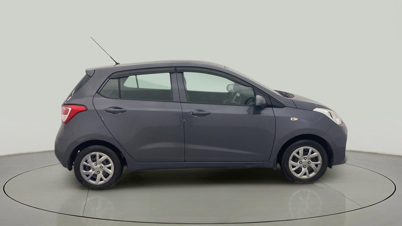 2017 Hyundai Grand i10 MAGNA 1.2 KAPPA VTVT, Petrol, Manual, 69,066 km, Right Side