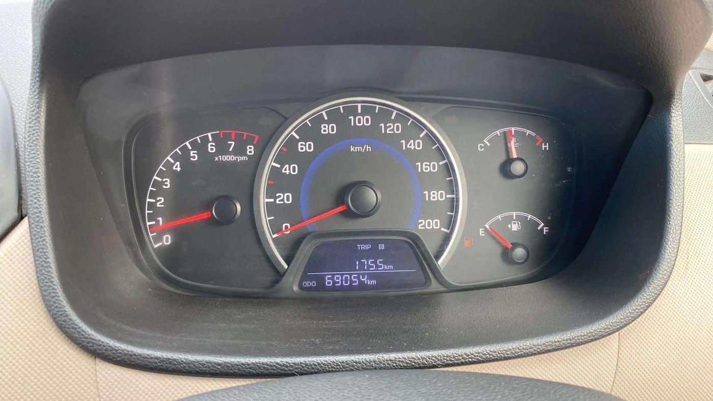 2017 Hyundai Grand i10 MAGNA 1.2 KAPPA VTVT, Petrol, Manual, 69,066 km, Odometer Image