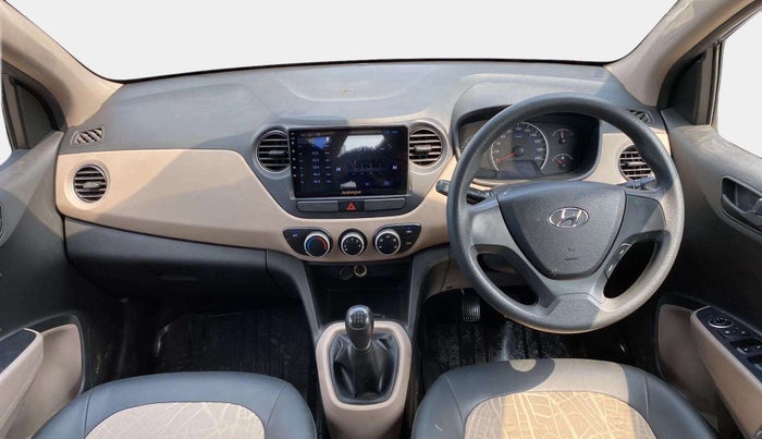 2017 Hyundai Grand i10 MAGNA 1.2 KAPPA VTVT, Petrol, Manual, 69,066 km, Dashboard