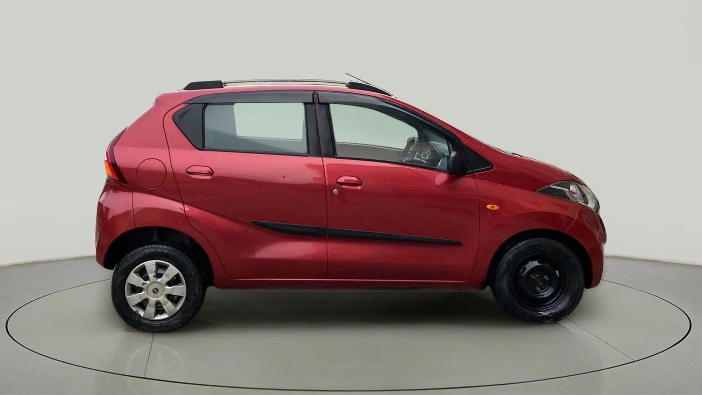 2017 Datsun Redi Go T (O), Petrol, Manual, 49,171 km, Right Side View