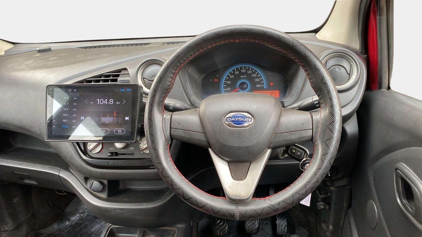 2017 Datsun Redi Go T (O), Petrol, Manual, 49,171 km, Steering Wheel Close Up