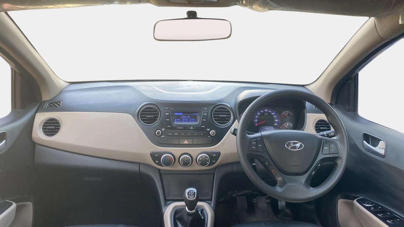 2017 Hyundai Xcent S 1.2, Petrol, Manual, 42,418 km, Dashboard