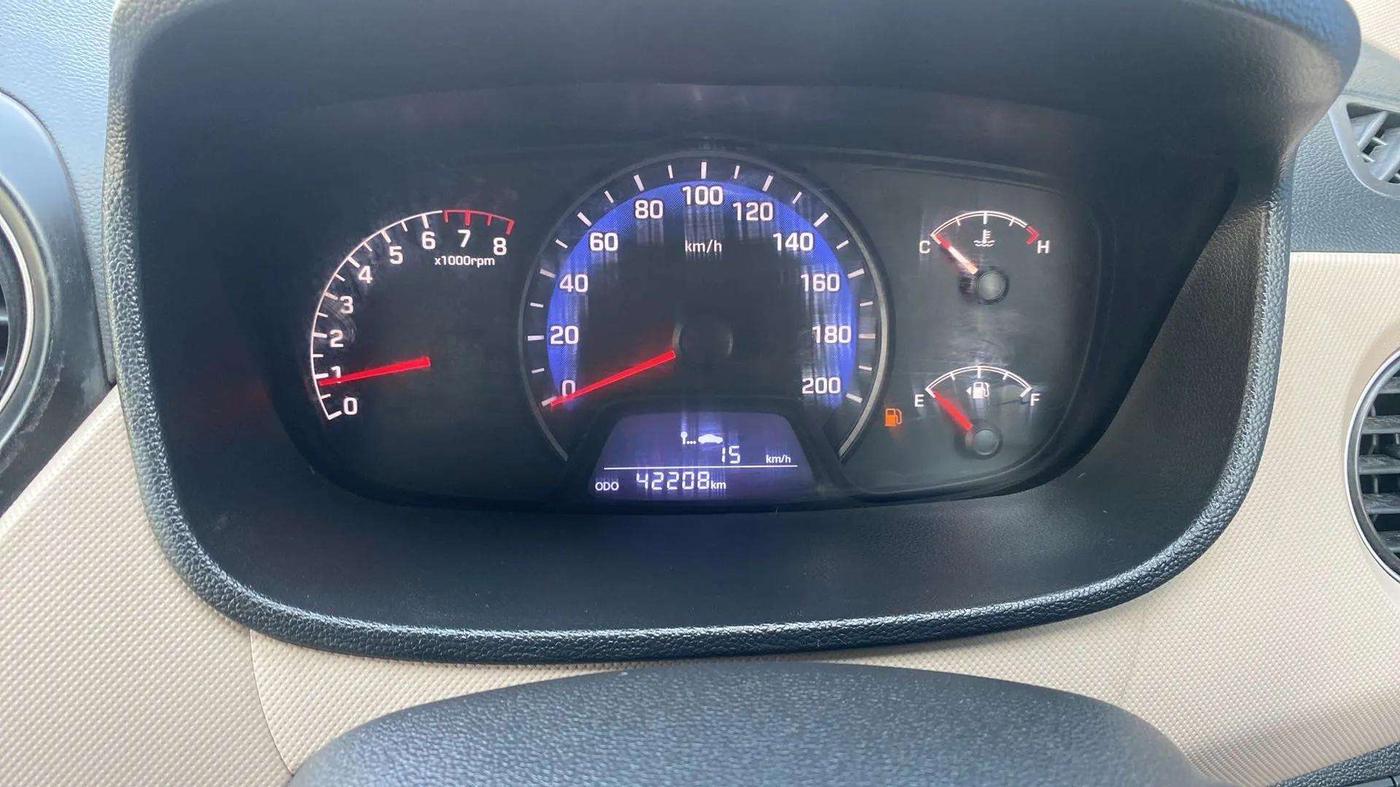 2017 Hyundai Xcent S 1.2, Petrol, Manual, 42,418 km, Odometer Image
