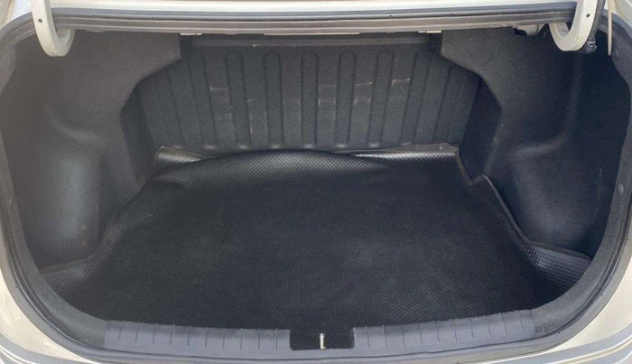 2017 Hyundai Xcent S 1.2, Petrol, Manual, 42,418 km, Boot Inside