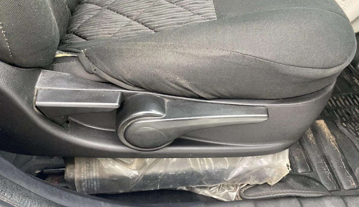 2021 Tata NEXON XZ PLUS DIESEL, Diesel, Manual, 46,129 km, Driver Side Adjustment Panel