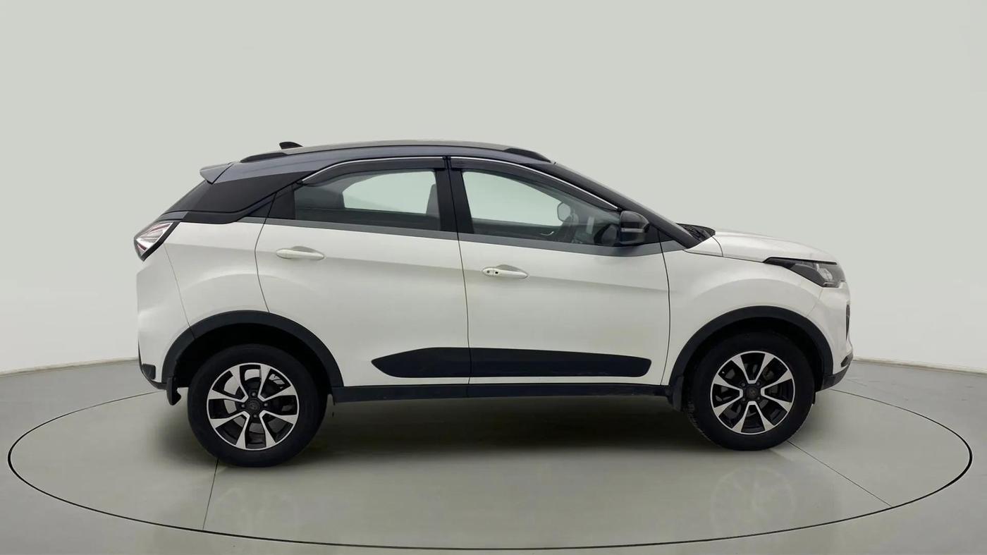 2021 Tata NEXON XZ PLUS DIESEL, Diesel, Manual, 46,129 km, Right Side View