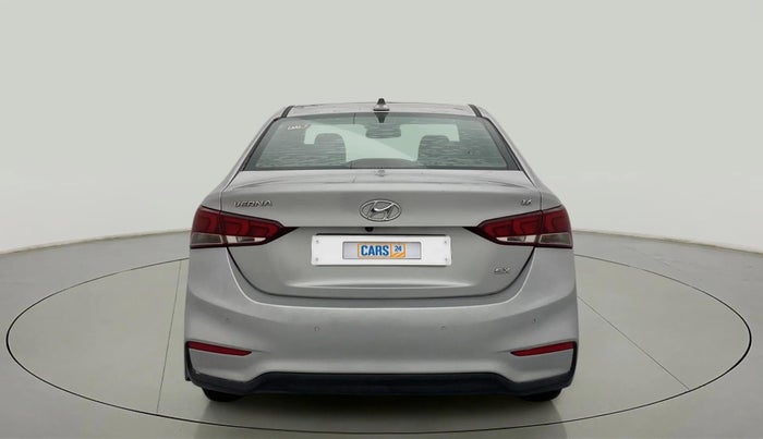 2017 Hyundai Verna 1.6 VTVT SX (O) AT, Petrol, Automatic, 98,172 km, Back/Rear