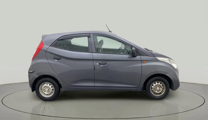 2015 Hyundai Eon ERA +, Petrol, Manual, 33,451 km, Right Side View