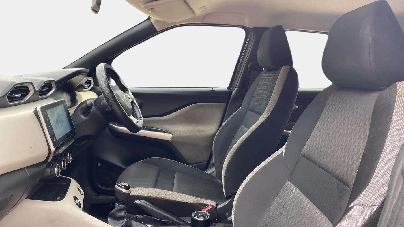 2021 Nissan MAGNITE XV TURBO, Petrol, Manual, 30,927 km, Right Side Front Door Cabin