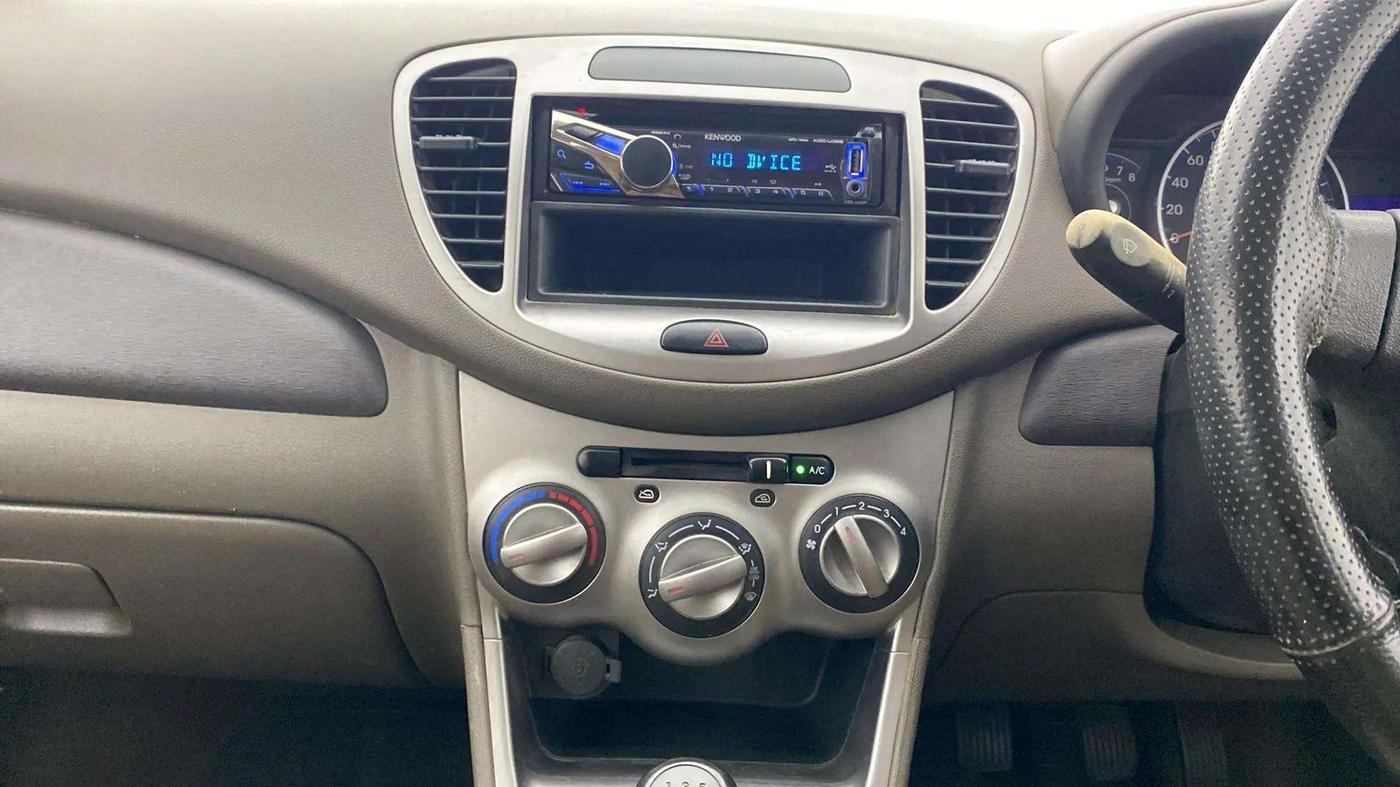 2013 Hyundai i10 MAGNA 1.1, Petrol, Manual, 53,910 km, Air Conditioner