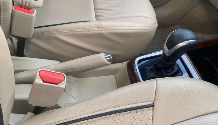2019 Maruti Dzire ZXI PLUS AMT, Petrol, Automatic, 22,120 km, Gear Lever