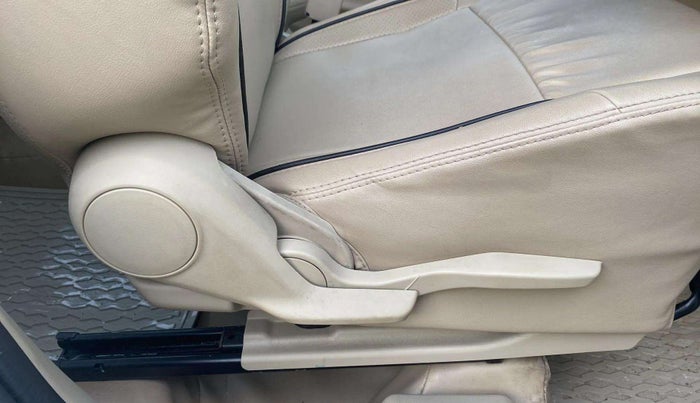 2019 Maruti Dzire ZXI PLUS AMT, Petrol, Automatic, 22,120 km, Driver Side Adjustment Panel