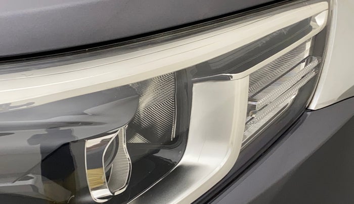 2019 Hyundai Creta SX 1.6 PETROL, Petrol, Manual, 58,812 km, Right headlight - Minor scratches