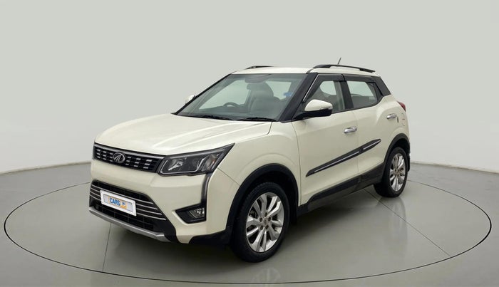2019 Mahindra XUV300 W8 1.2 PETROL, Petrol, Manual, 15,417 km, Left Front Diagonal