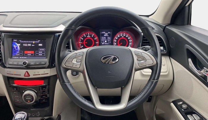 2019 Mahindra XUV300 W8 1.2 PETROL, Petrol, Manual, 15,417 km, Steering Wheel Close Up