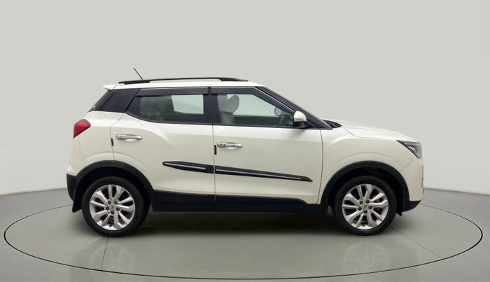 2019 Mahindra XUV300 W8 1.2 PETROL, Petrol, Manual, 15,417 km, Right Side View