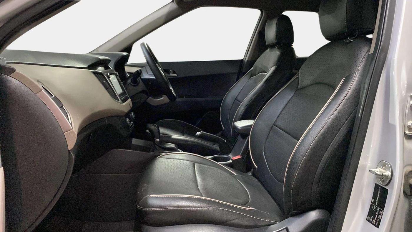 2017 Hyundai Creta SX PLUS AT 1.6 DIESEL, Diesel, Automatic, 56,263 km, Right Side Front Door Cabin