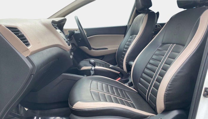 2017 Hyundai Elite i20 ASTA 1.2 (O), Petrol, Manual, 98,873 km, Right Side Front Door Cabin