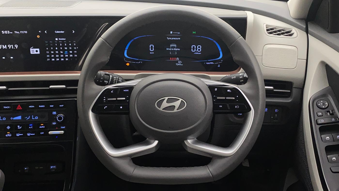 2024 Hyundai Creta SX 1.5 PETROL, Petrol, Manual, 7,284 km, Steering Wheel Close Up