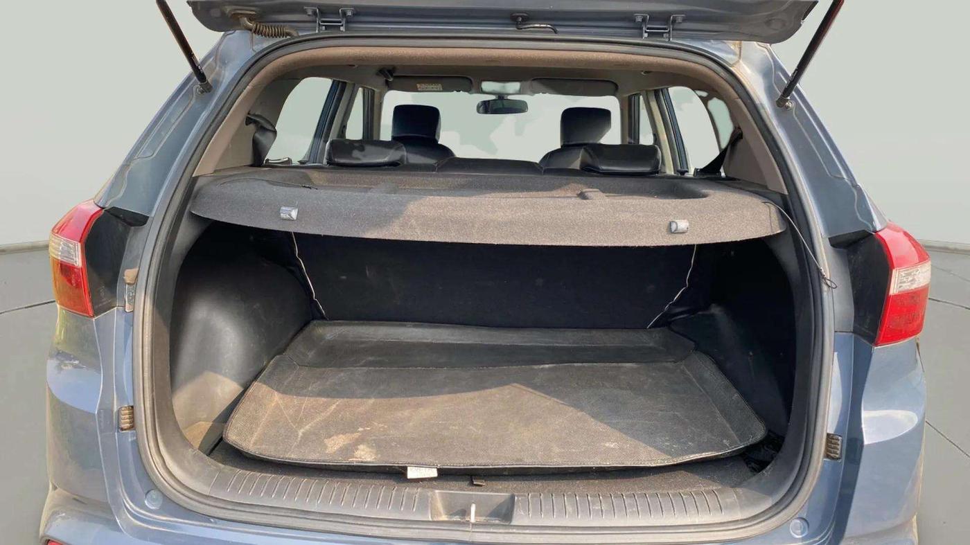 2015 Hyundai Creta SX 1.6 DIESEL, Diesel, Manual, 65,532 km, Boot Inside