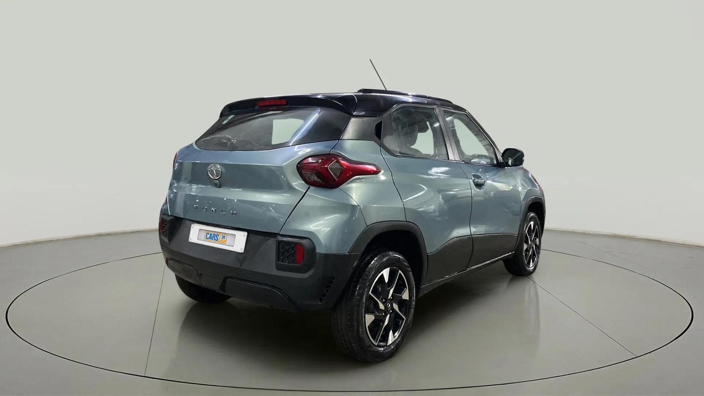 2022 Tata PUNCH CREATIVE AMT 1.2 RTN DUAL TONE, Petrol, Automatic, 4,180 km, Right Back Diagonal