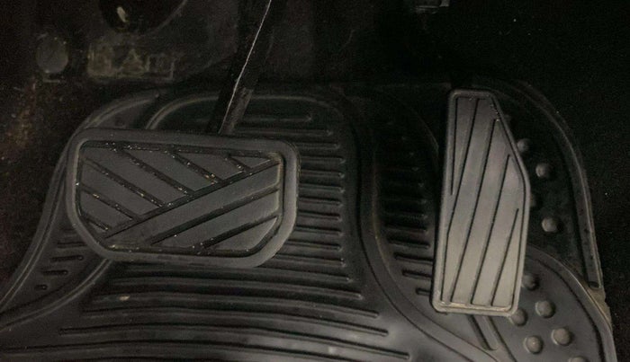 2021 Maruti IGNIS ZETA 1.2 AMT, Petrol, Automatic, 22,012 km, Pedals