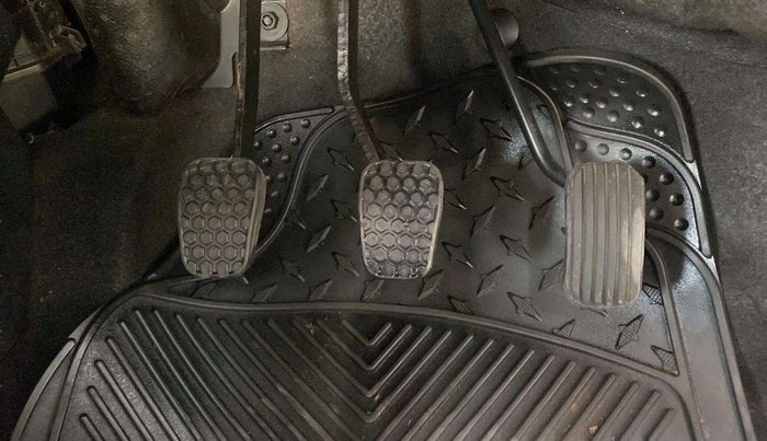 2022 Tata Tiago XT CNG, CNG, Manual, 48,425 km, Pedals