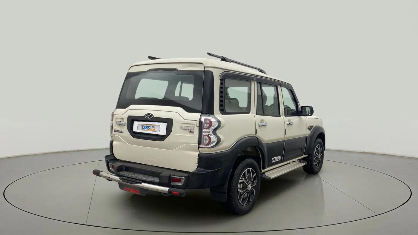2015 Mahindra Scorpio S4 PLUS, Diesel, Manual, 48,693 km, Right Back Diagonal