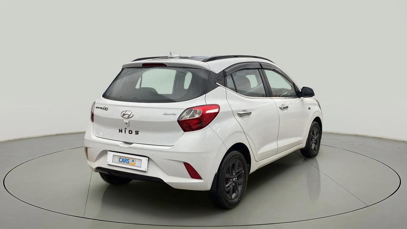 2019 Hyundai GRAND I10 NIOS SPORTZ AMT 1.2 KAPPA VTVT, Petrol, Automatic, 59,551 km, Right Back Diagonal