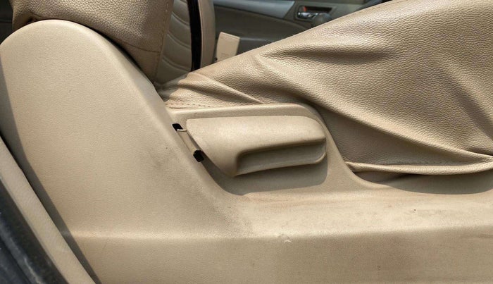 2018 Maruti Ertiga VDI SHVS, Diesel, Manual, 77,742 km, Driver Side Adjustment Panel