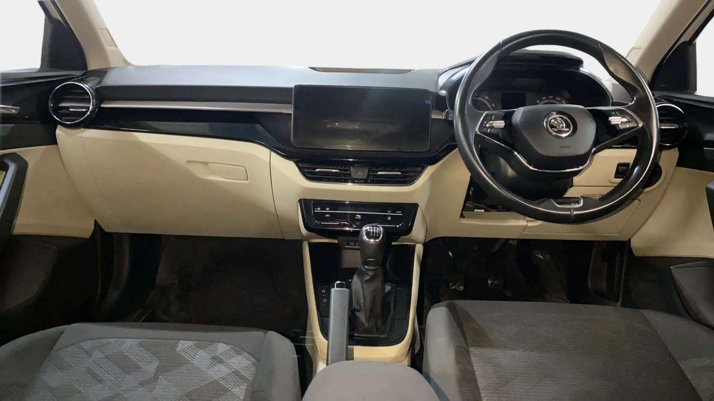 2022 Skoda SLAVIA AMBITION 1.0L TSI MT, Petrol, Manual, 30,261 km, Dashboard