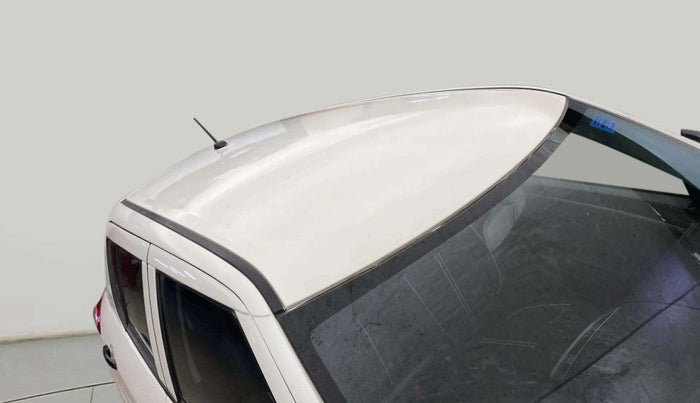 2015 Maruti Swift LXI (O), CNG, Manual, 70,487 km, Roof